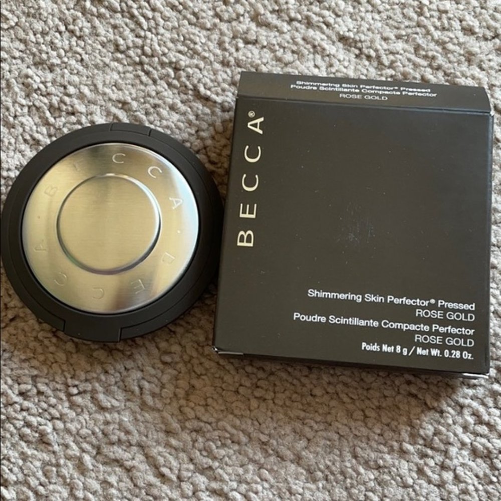 Becca Shimmering Skin Perfector Pressed- Rose Gold